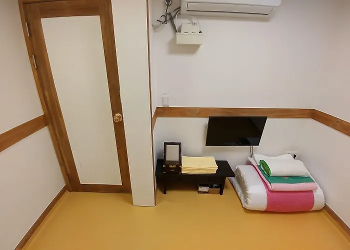 Bukchon Hyosunjae 3* 首爾