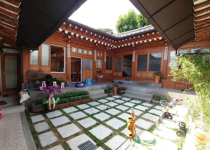 Bukchon Hyosunjae 招待所