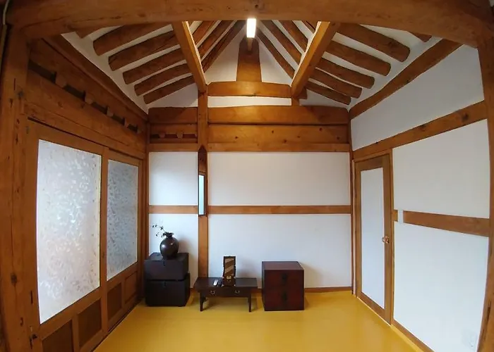 Bukchon Hyosunjae