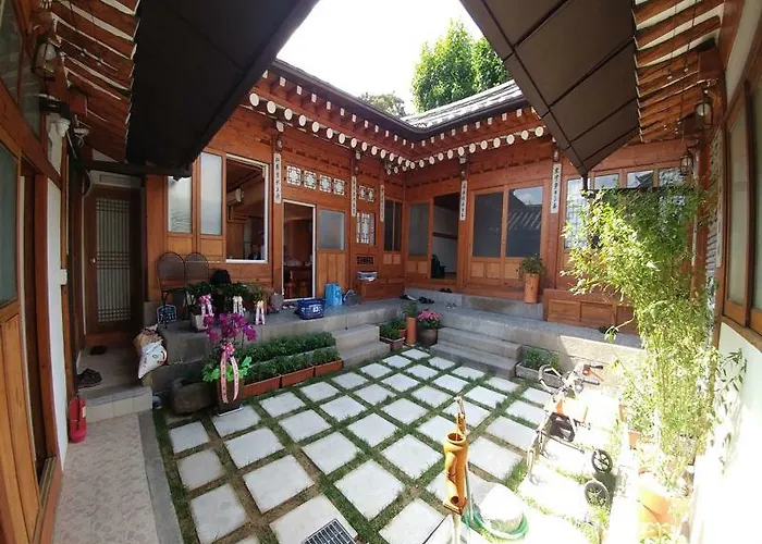 Bukchon Hyosunjae 招待所